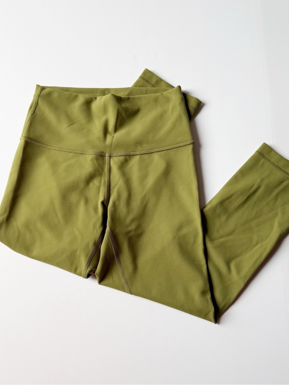 lululemon athletica Wunder Train High-Rise Crop 21" Bronze Green size 6